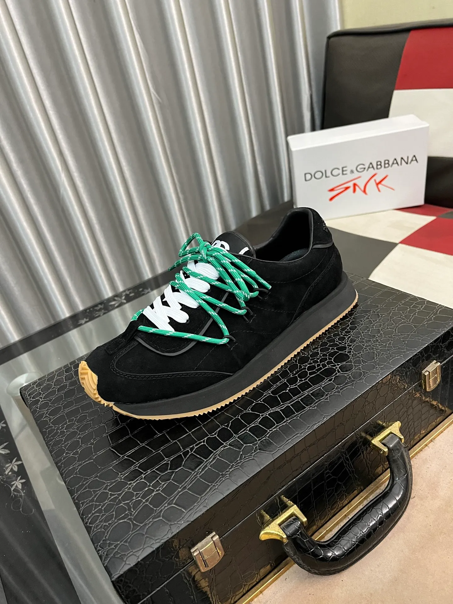 Men's Men's Shoes💰480⌚️⌚️Dolce&Gabbana••DG✔️High-end men's sports•casual shoes. Original goods from top counters. Original imported cowhide, multi-material splicing design ➕Imported cowhide lining, cowhide feet ➕Original TPR elastic outsole.  Size: 38-46